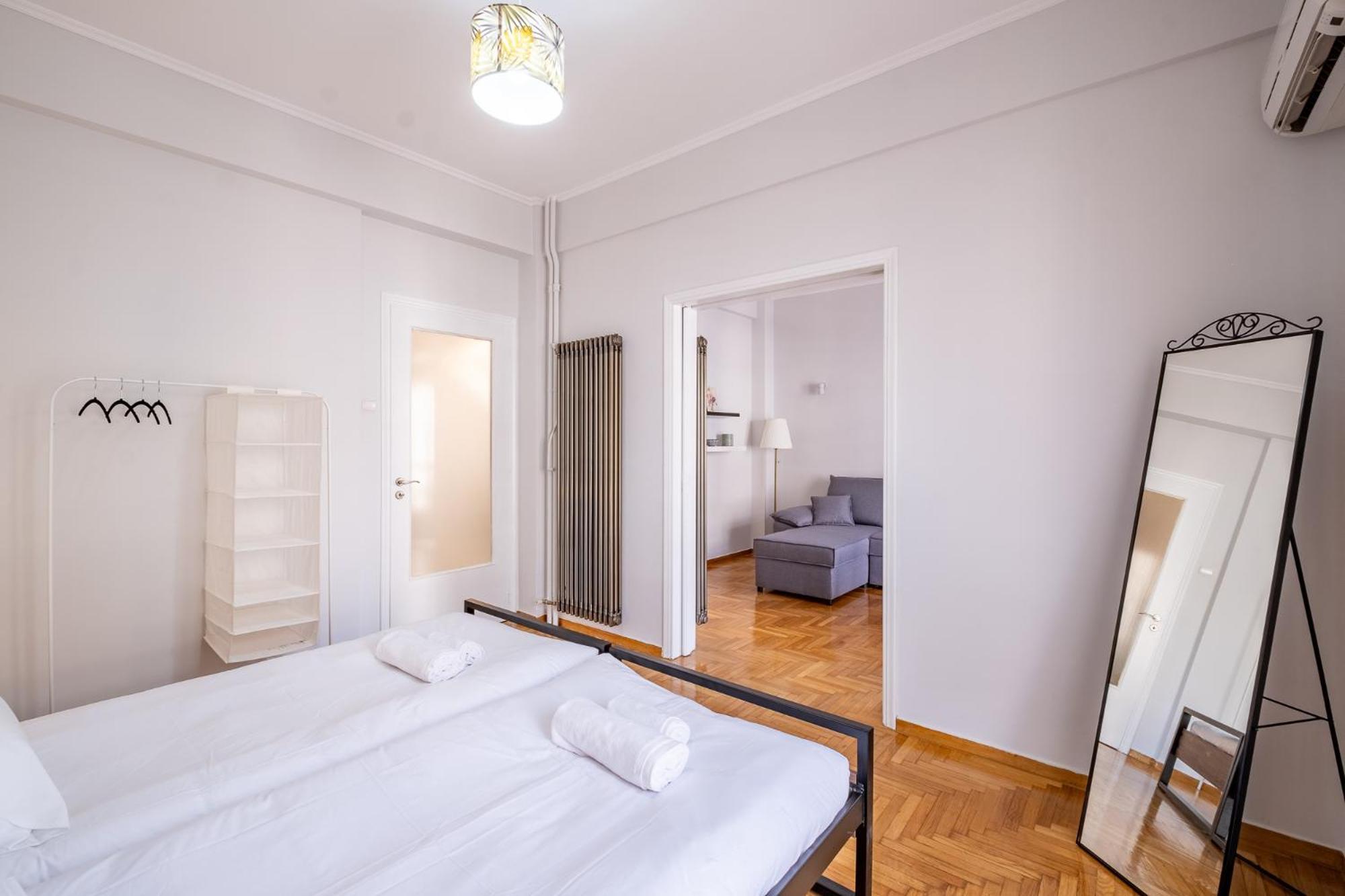 Lovely And Modern 3Bd Apartment Close To Ampelokipoi Metro Atena Exterior foto